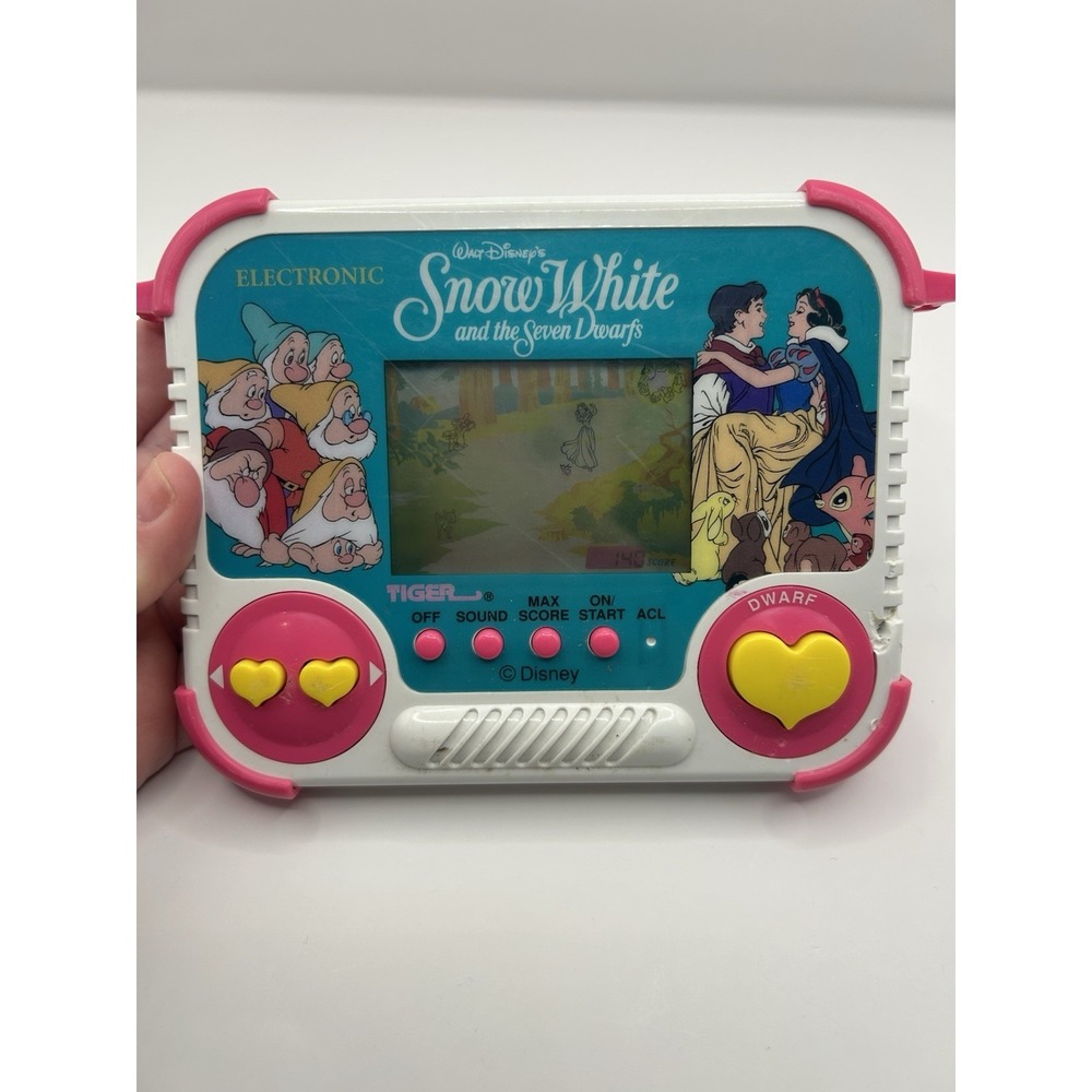 Snow White and the Seven Dwarfs Handheld Game  Tiger Electronics 1990 Tested